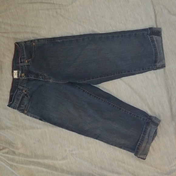 Levis perfectly slimming 512 capri - Picture 3 of 14